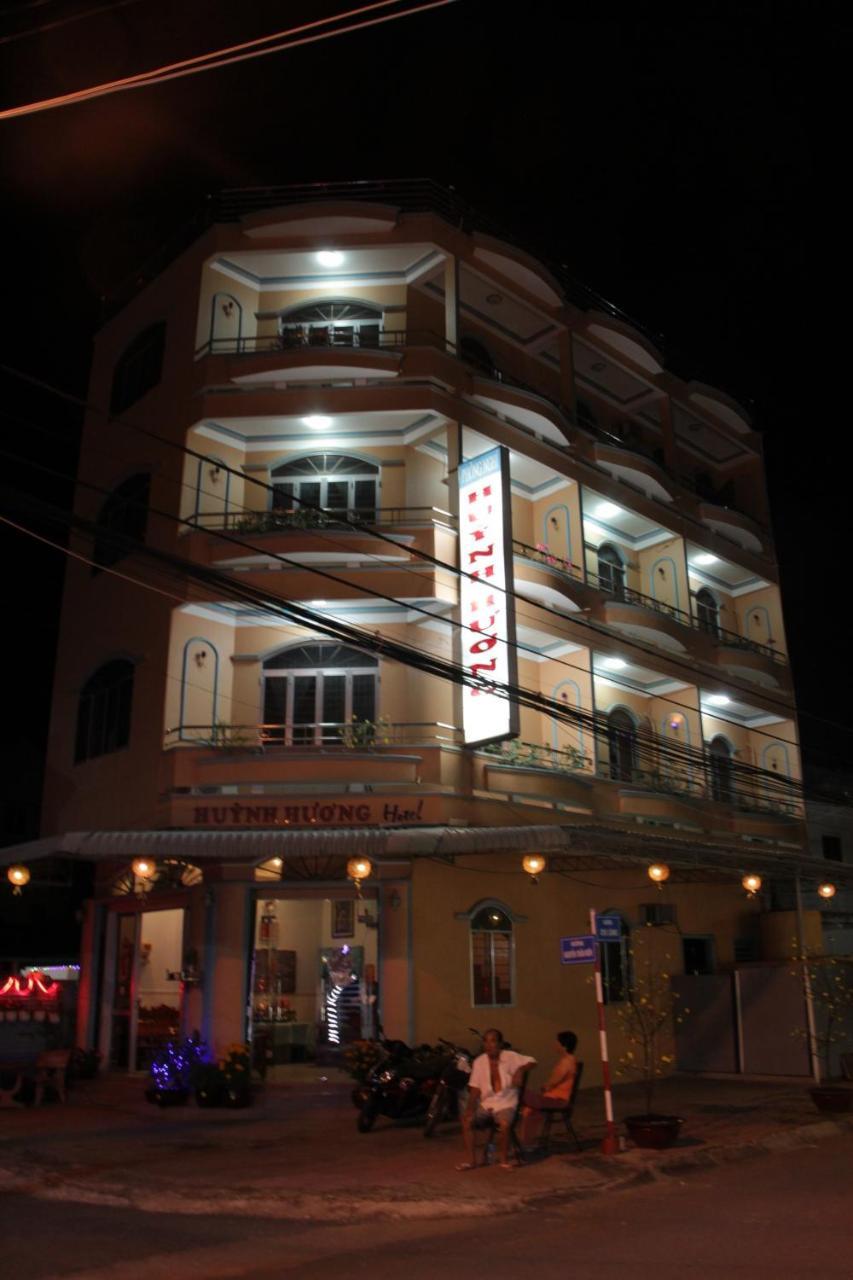 Huỳnh Hương Guesthouse Hà Tiên Ngoại thất bức ảnh